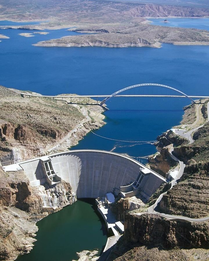 Roosevelt Lake